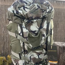 New Mystery Ranch Treehouse 38 Backpack DPM Canopy Military Camouflage Size L/XL Hunting Camping Military