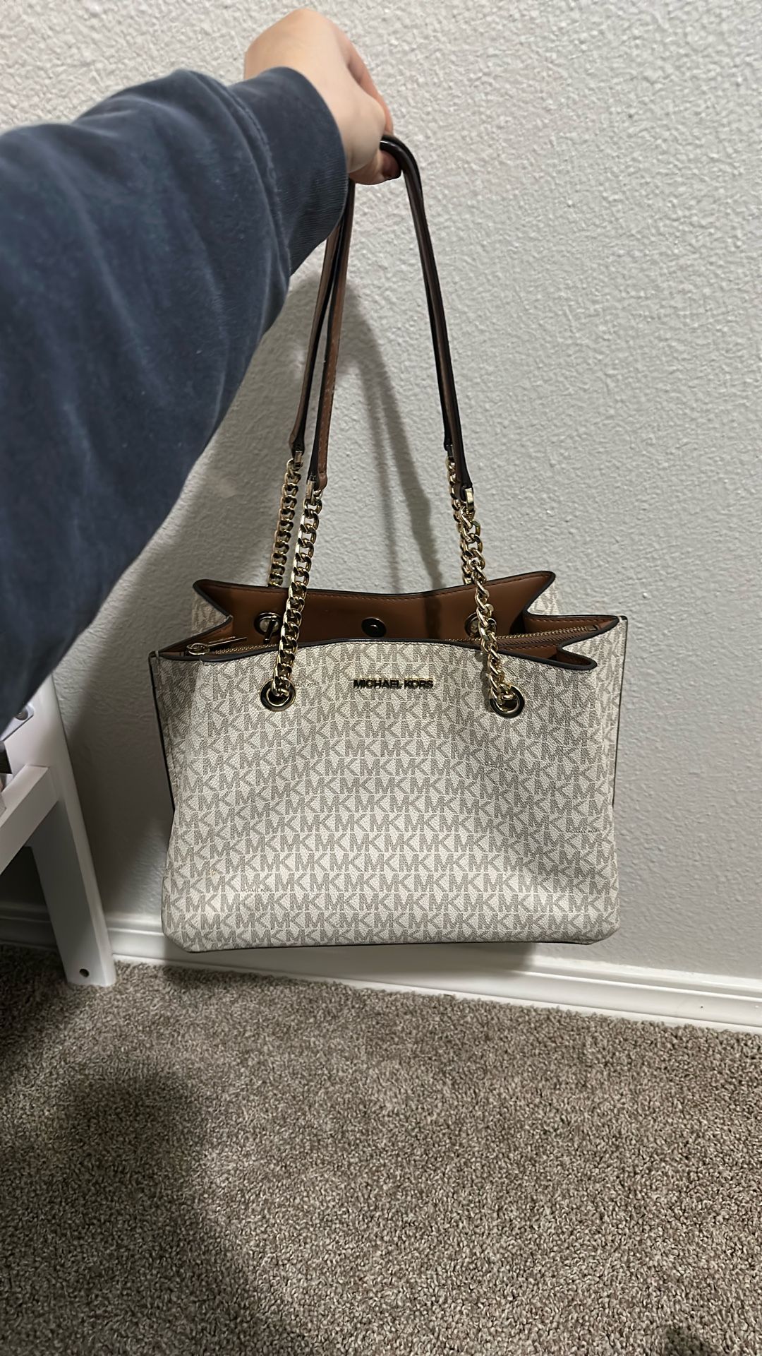 michael kors purse