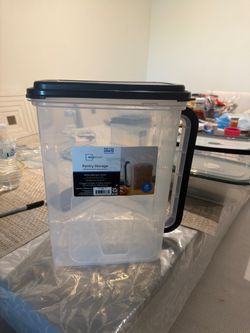 Pantry container (46 cups)