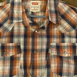 Levi’s Snap button Shirt Size Large 