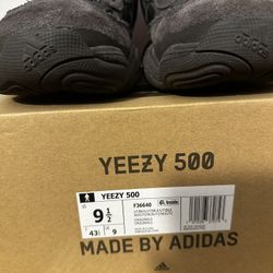 Yeezy 500 Black