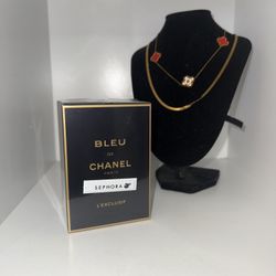 Chanel  Bleu