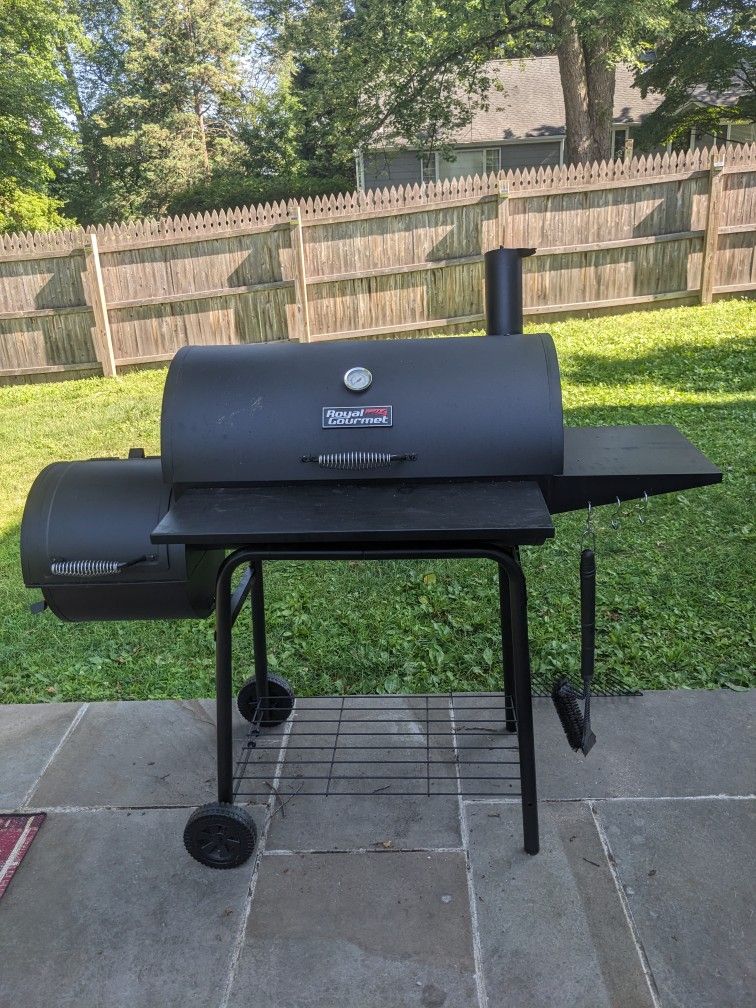 Royal Gourmet CC1830S 30" BBQ Charcoal Grill and Offset Smoker | 811 Square Inch cooking surface, Outdoor for Camping | Black