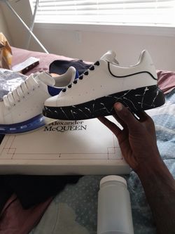 Black & White Alexander McQueen 