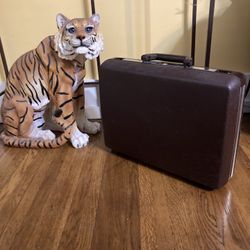 Hard Shell Samsonite Briefcase