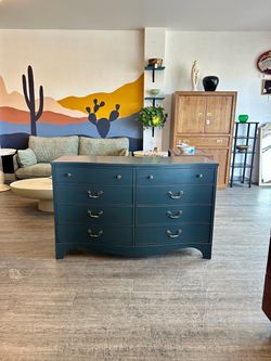 Green Grey Dresser / 8 Drawers