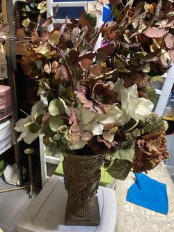 Very Large Flower Arrangement 