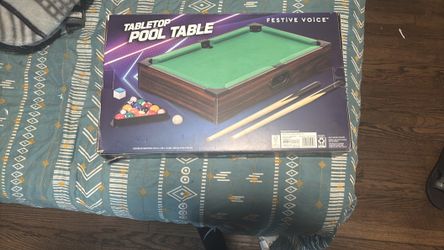Tabletop pool table small