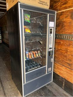 Snack Vending Machine