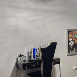 Black Marble Vanity Table and Chair