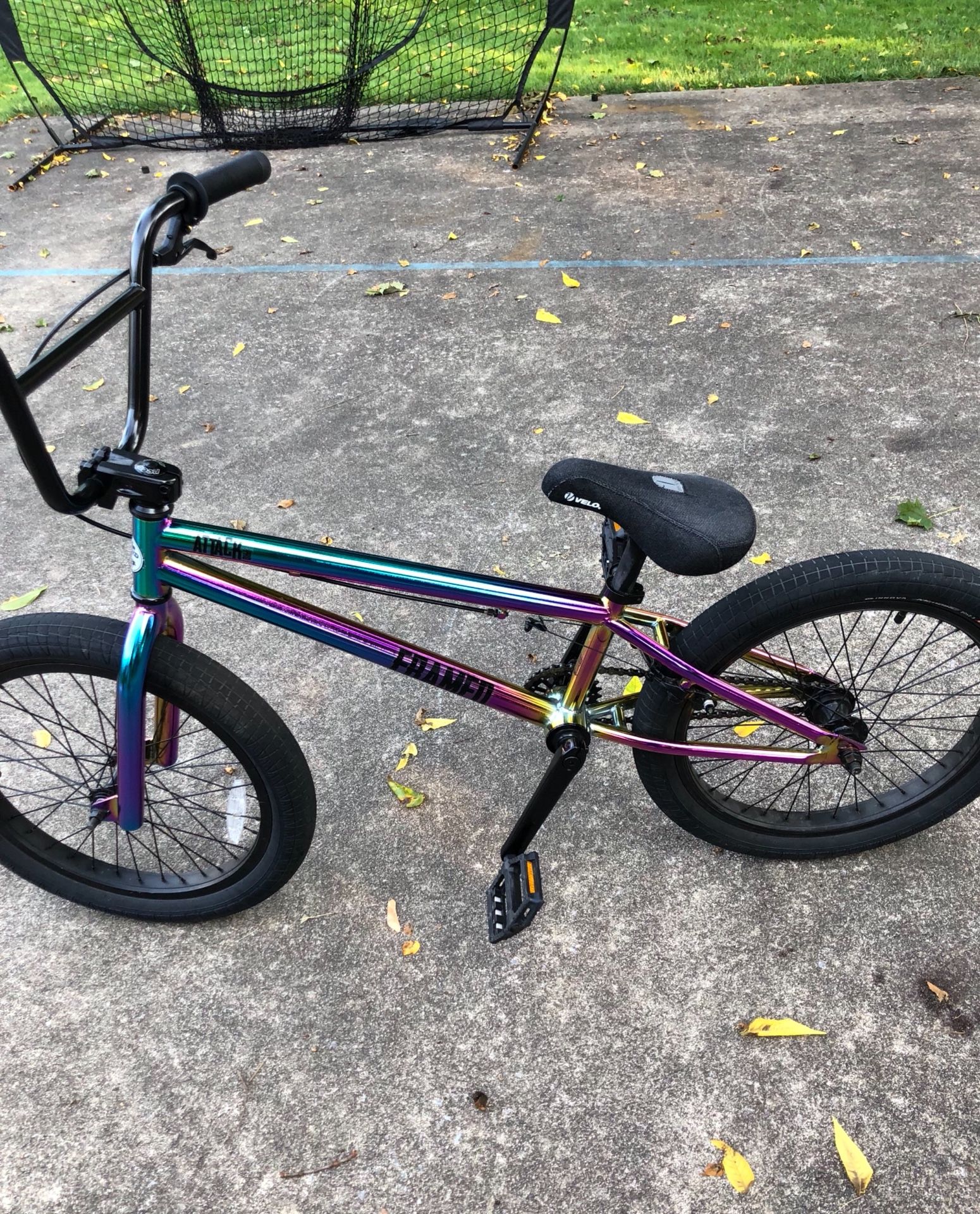 Framed attack diaperish pro bmx bike slick