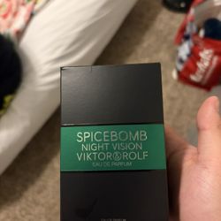 Viktor&Rolf Spicebomb