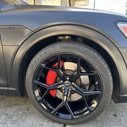 Audi Rsq Q7 Q8 Etron Suv New 22” Blk RS Styie New Rims New Tires Set Samplebpic 