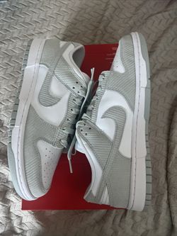 Nike Dunk Low "Grey Corduroy" Shoes FN7658-100 Sz 11w/9.5m
