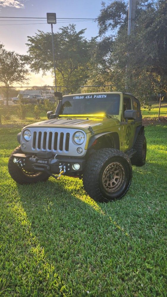 2007 Rescue Green Jeep Wrangler 2 Door