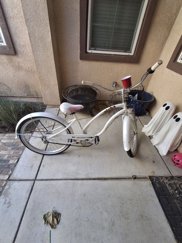 Electra Rosie 3 Speed Beach Cruiser