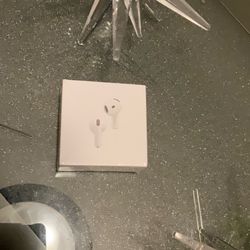 AirPod 4