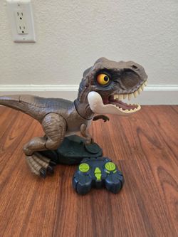 Dinosaur toy