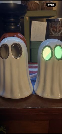 2 small ghost