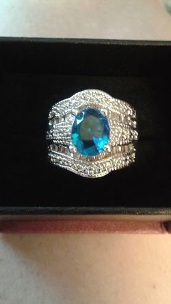 Blue & white topaz ring