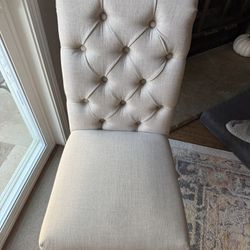 4 Upholstered Dining Room Chairs