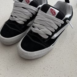 Vans Knu Skool Black - Men's Size 7
