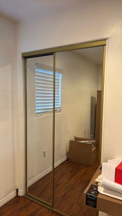 Sliding door mirrors