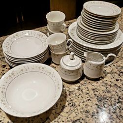 Antique Vintage Sango ANTIBES 8080 China Set