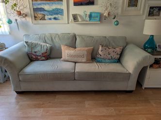 Couch & coffee table, great condition