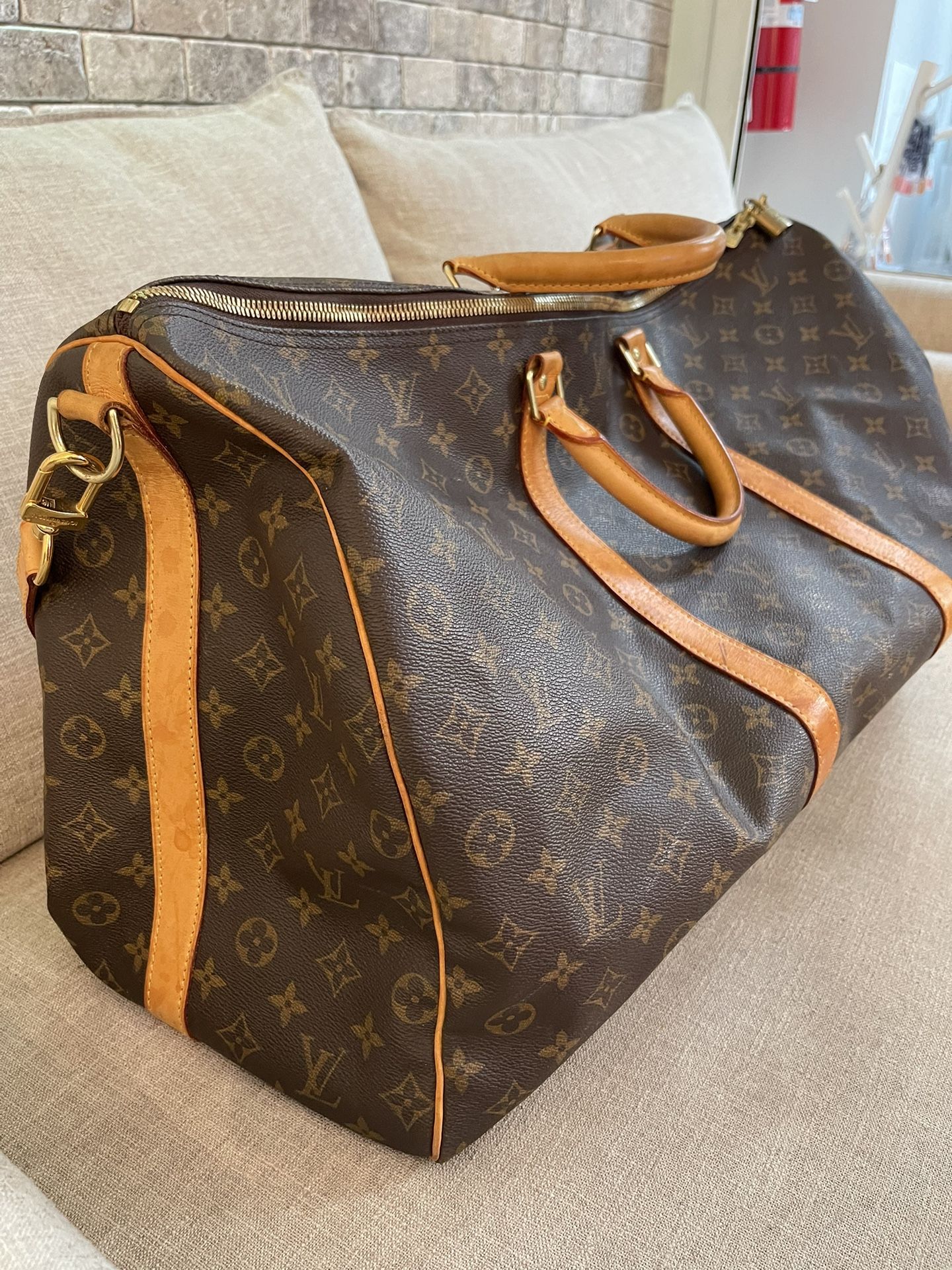 LV DUFFLE BAG for Sale in New York, NY - OfferUp