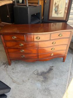 Vintage Mahogany Serpentine Front Dresser