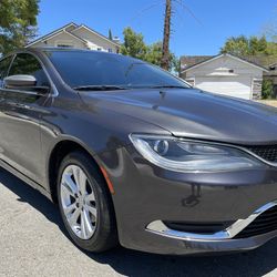 2015 Chrysler 200 limited clean title 