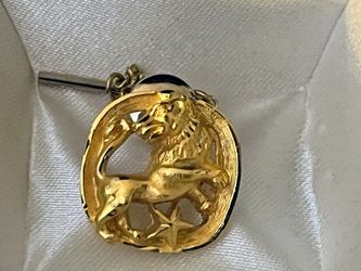 Vintage Goldtone Big Angry Bull Tie Clasp
