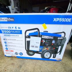 DuroMax XP5500E Gasoline Portable Generator