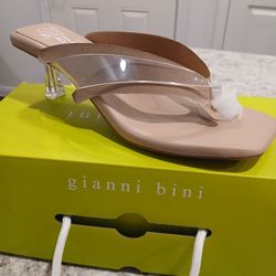 Gianni Bini Dress Sandals