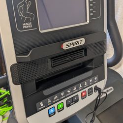 SPIRIT Fitness XBR Recumbent Exercise Stationary Bike ($300)