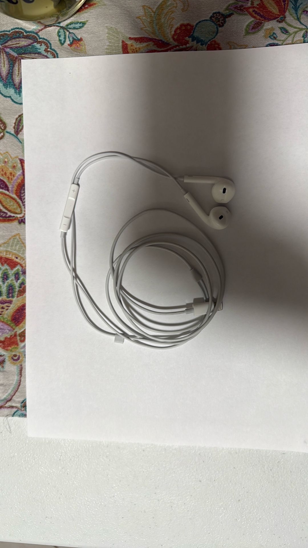 Genuine(OEM) Apple iPhone Lightning Head Set