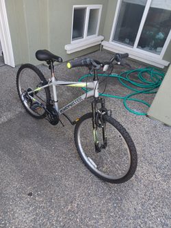 24 Inch 18 Speed Roadmaster Bicycle for Sale in Encinitas CA