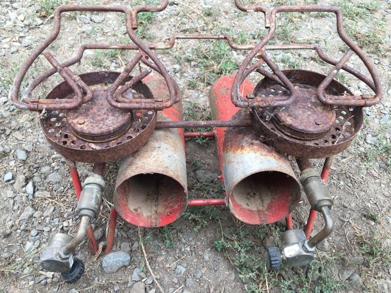 Old two burner camp stove