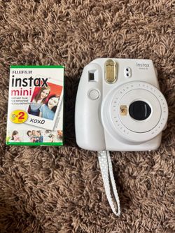 Fujifilm Instax Mini 12 Instant Camera grey+ Fuji Film, AccessorCompatible Carrying Case