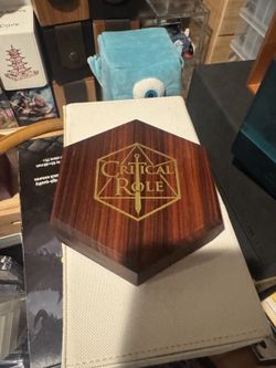 Wyrmwood x Critical Role Hex Dice Vault - Bolivian Rosewood - Used