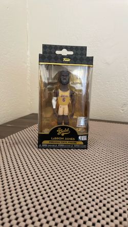 LeBron James (premium Vinyl Figure)