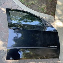 BMW X5 2010 E70 Parts - Front Passenger Door 
