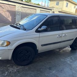 2006 Dodge Caravan