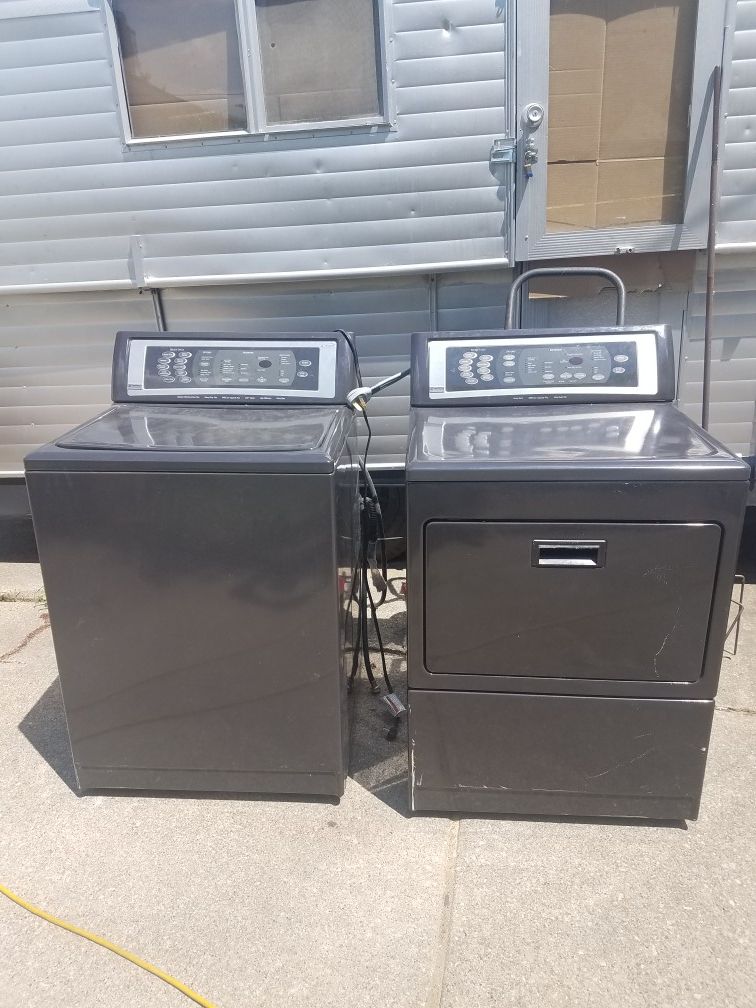 Kenmore elite calypso washer and electric dryer set