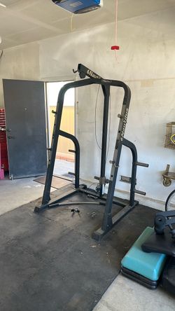 Nautilus Half Rack Power Cage