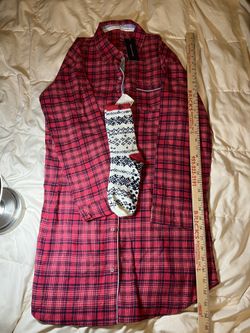 Tommy Hilfiger NWT Nightshirt & Slipper Set