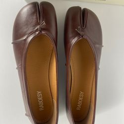 Brown Tabis (Margiela dupes)