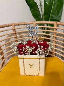 Graduation flower arrangement