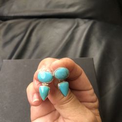 A Gorgeous Sterling Turquoise Earrings 
